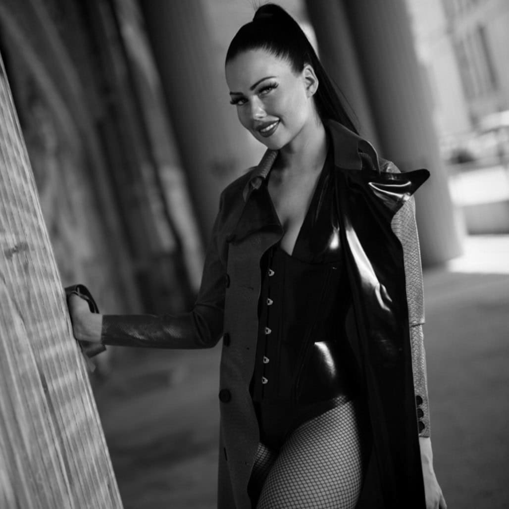 Miss Kasha Drax – Domina / Dominus in Berlin