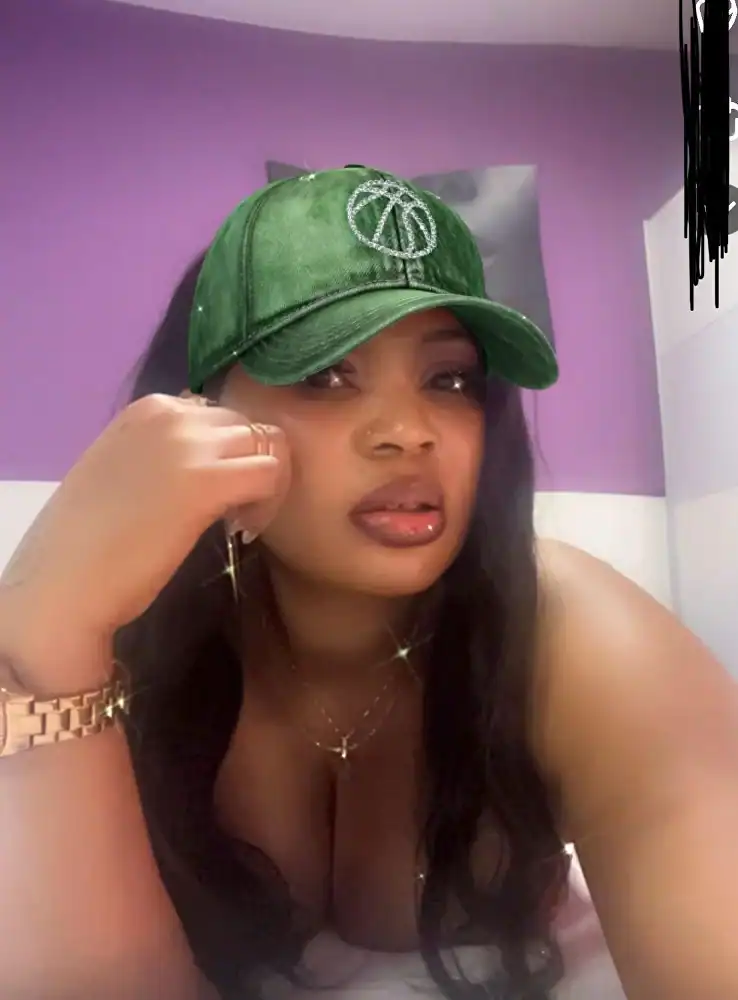 Anitta – Masseur/in in Berlin